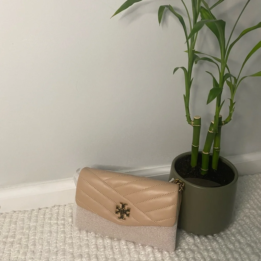 KIRA CHEVRON CHAIN WALLET - Picture 9 of 11